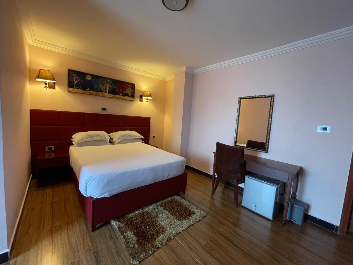 Moonlight Hotel Addis Ababa Exterior foto