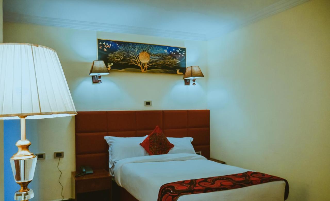 Moonlight Hotel Addis Ababa Exterior foto