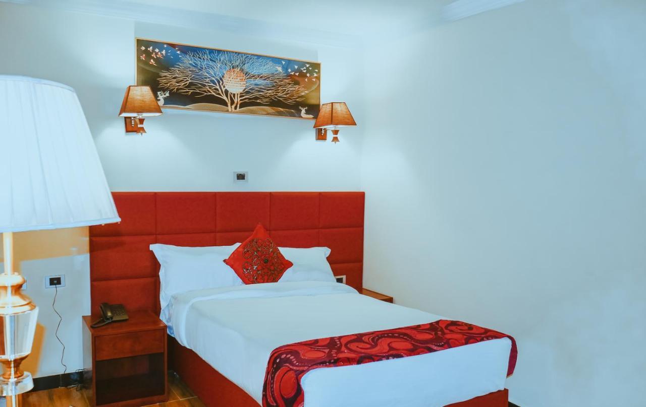 Moonlight Hotel Addis Ababa Exterior foto